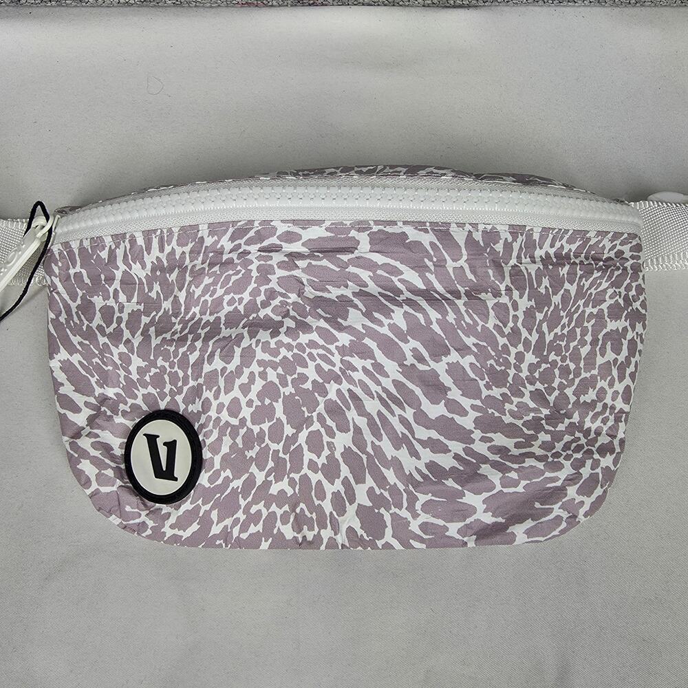 ALOHA COLLECTION x VUORI BELT BAG - COATED TYVEK - LAVENDER PRINT - 8.5" - Picture 7 of 11